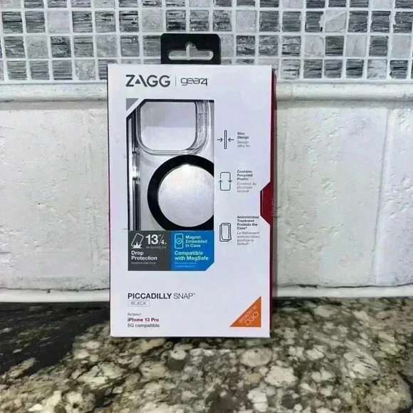 ZAGG GEAR4 PHONE 13 PRO CASE, MagSafe, 6.1 Inch, Black & Clear - Picture 1 of 12